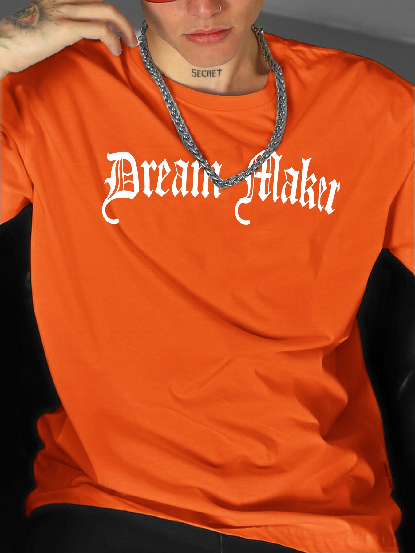 " Dream Maker "Creative Print Casual Novelty T-Shirt For Men, Short Sleeve Summer& Spring Top, Comfort Fit, Stylish Streetwear Crew Neck Tee For Daily Wear