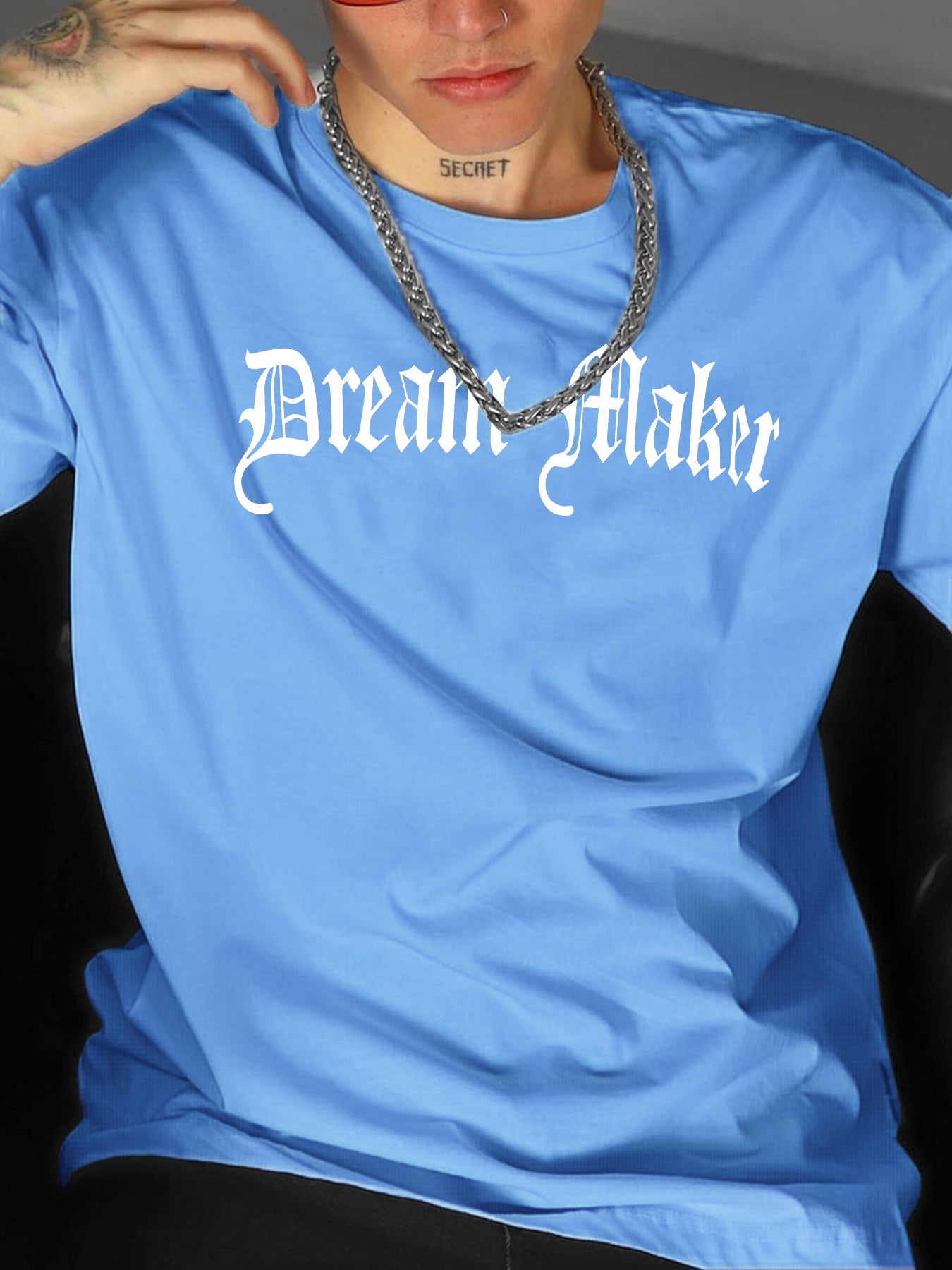 " Dream Maker "Creative Print Casual Novelty T-Shirt For Men, Short Sleeve Summer& Spring Top, Comfort Fit, Stylish Streetwear Crew Neck Tee For Daily Wear