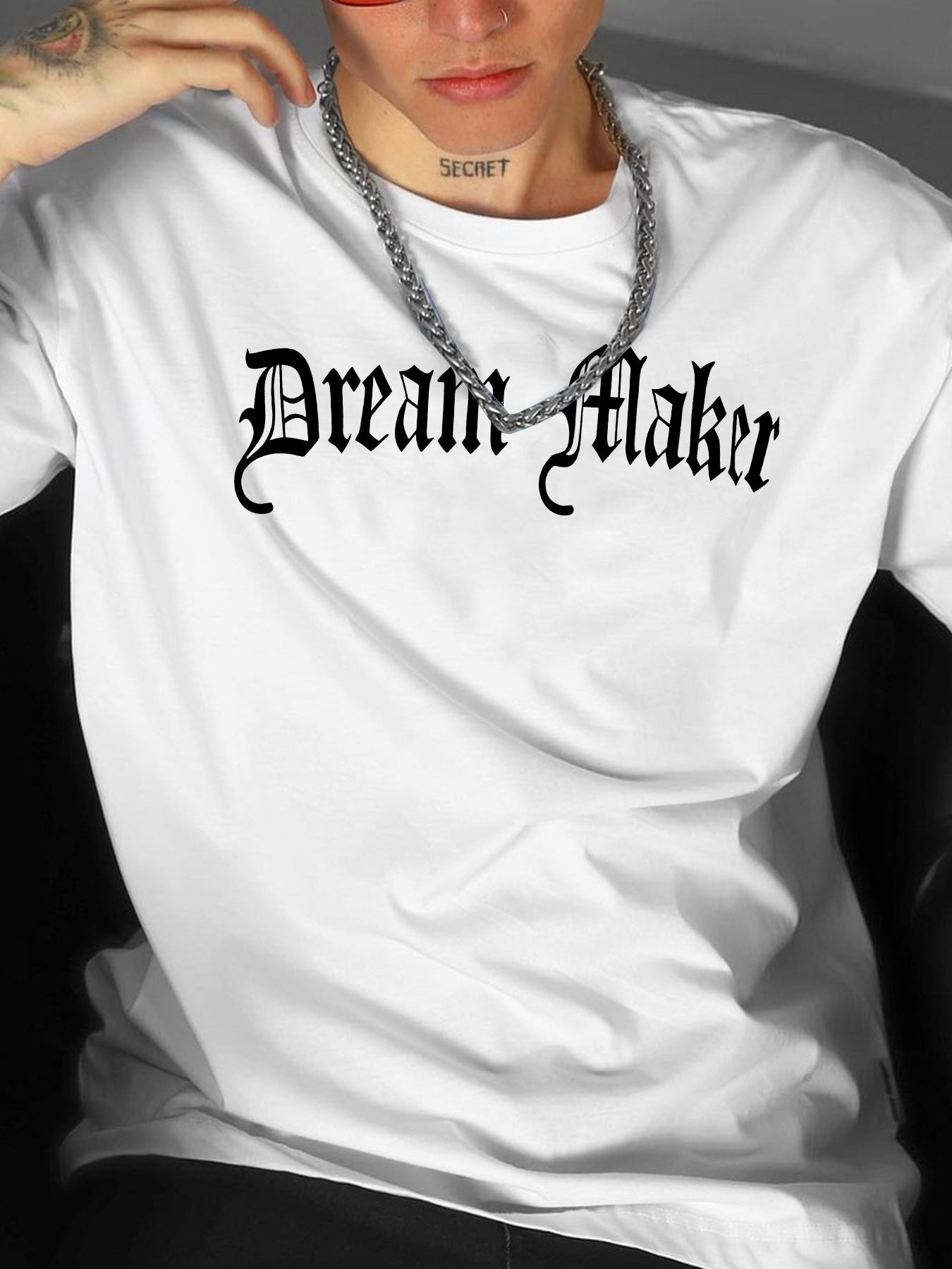 " Dream Maker "Creative Print Casual Novelty T-Shirt For Men, Short Sleeve Summer& Spring Top, Comfort Fit, Stylish Streetwear Crew Neck Tee For Daily Wear