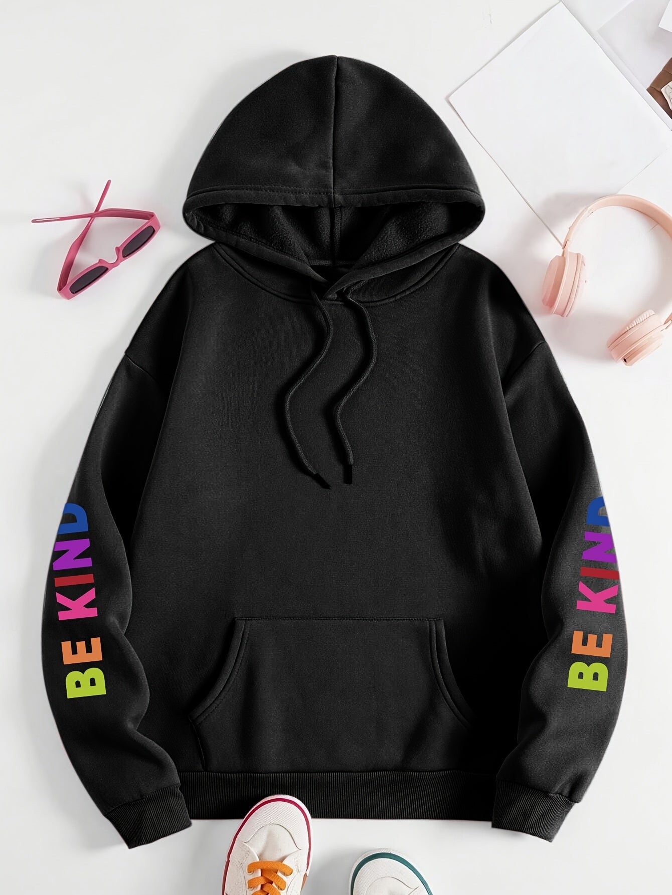 1pc Women'S Plus Size Casual Hoodie with "Be Kind" Print, Long Sleeve Pullover Sweatshirt with Pocket, Knit Polyester Fabric, Slight Stretch, Alphabet Pattern, Hooded Collar - Fall/Winter Clothing