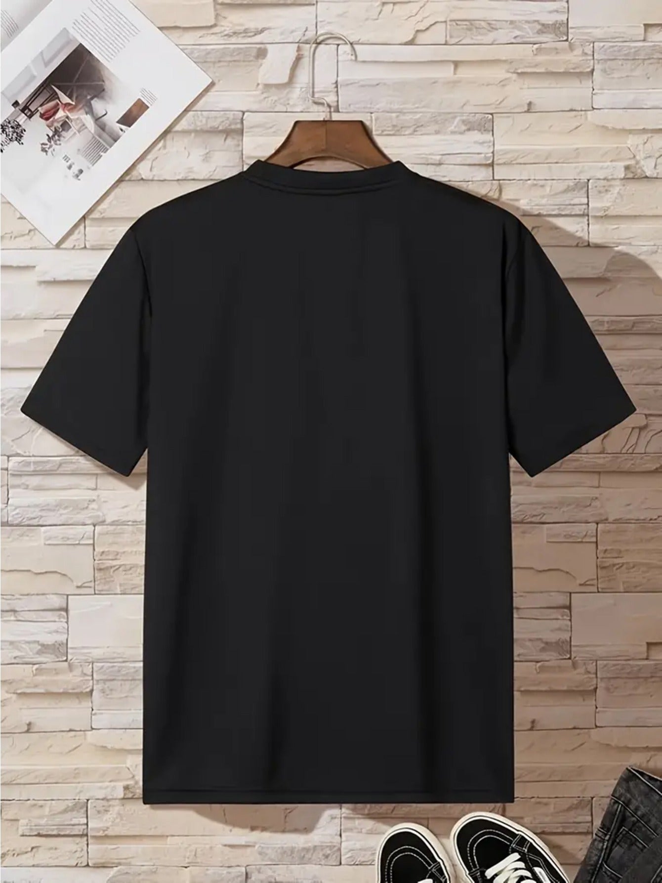 Men's SPARTA Graphic Tee - Beige Crew Neck Short Sleeve T-Shirt with Blue Spartan Helmet Design, 100% Polyester, Casual Summer Wear for Everyday & Special Occasions, Cool Oversized Tee Shirts