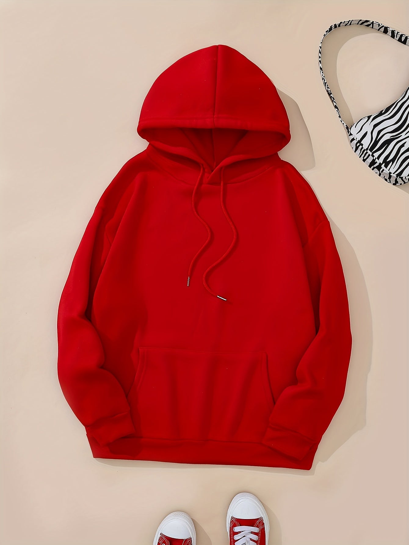 Chic Love Print Hoodie for Women - Casual Pullover with Embossed Detail, Soft Stretch Polyester, Long Sleeve Design - Perfect for Fall/Winter