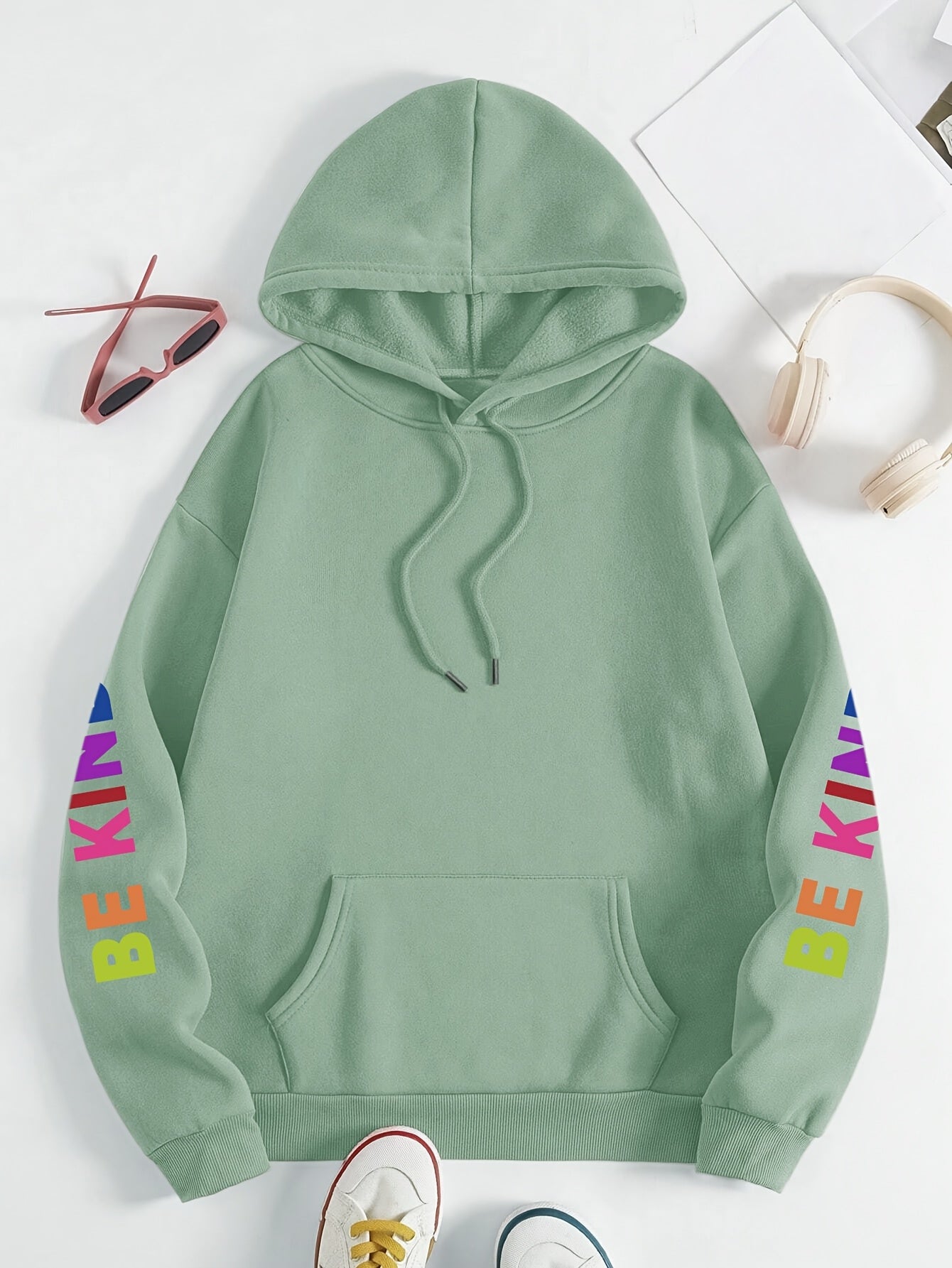 1pc Women'S Plus Size Casual Hoodie with "Be Kind" Print, Long Sleeve Pullover Sweatshirt with Pocket, Knit Polyester Fabric, Slight Stretch, Alphabet Pattern, Hooded Collar - Fall/Winter Clothing