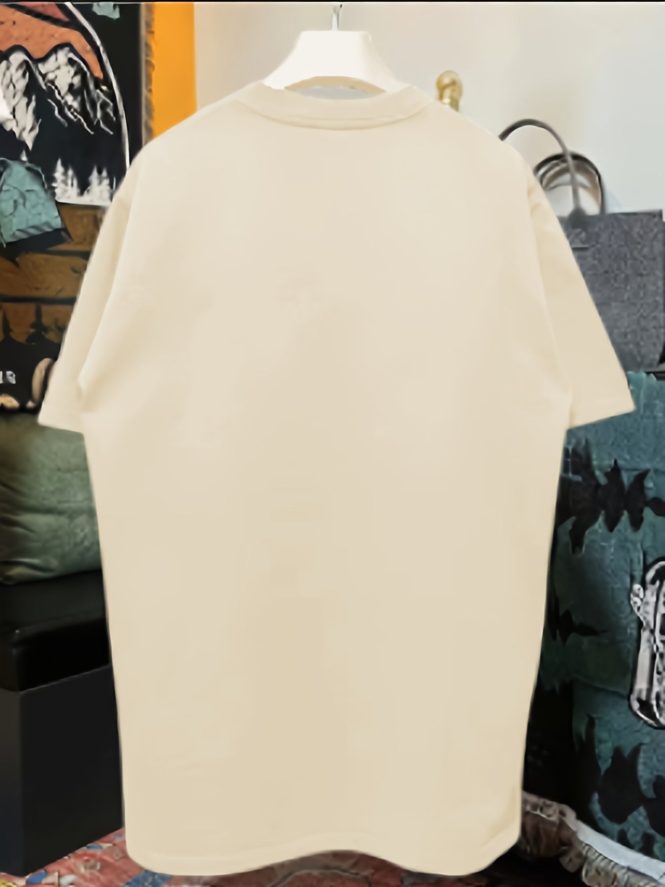 Retro-Inspired "Born to Die" Graphic Cotton Tee for Men - Loose Fit, Drop Shoulder, Short Sleeve with Unique Star and Hand Print Design, Round Neck - Casual Summer Wear