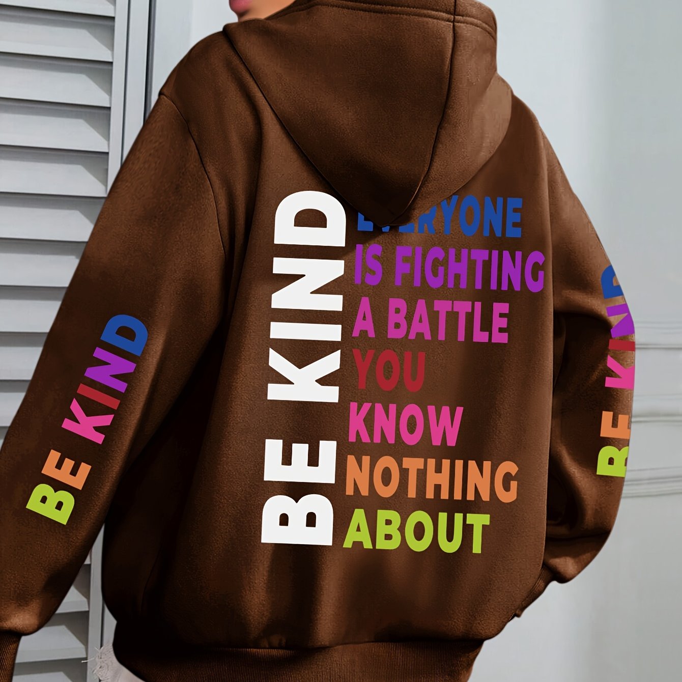 1pc Women'S Plus Size Casual Hoodie with "Be Kind" Print, Long Sleeve Pullover Sweatshirt with Pocket, Knit Polyester Fabric, Slight Stretch, Alphabet Pattern, Hooded Collar - Fall/Winter Clothing