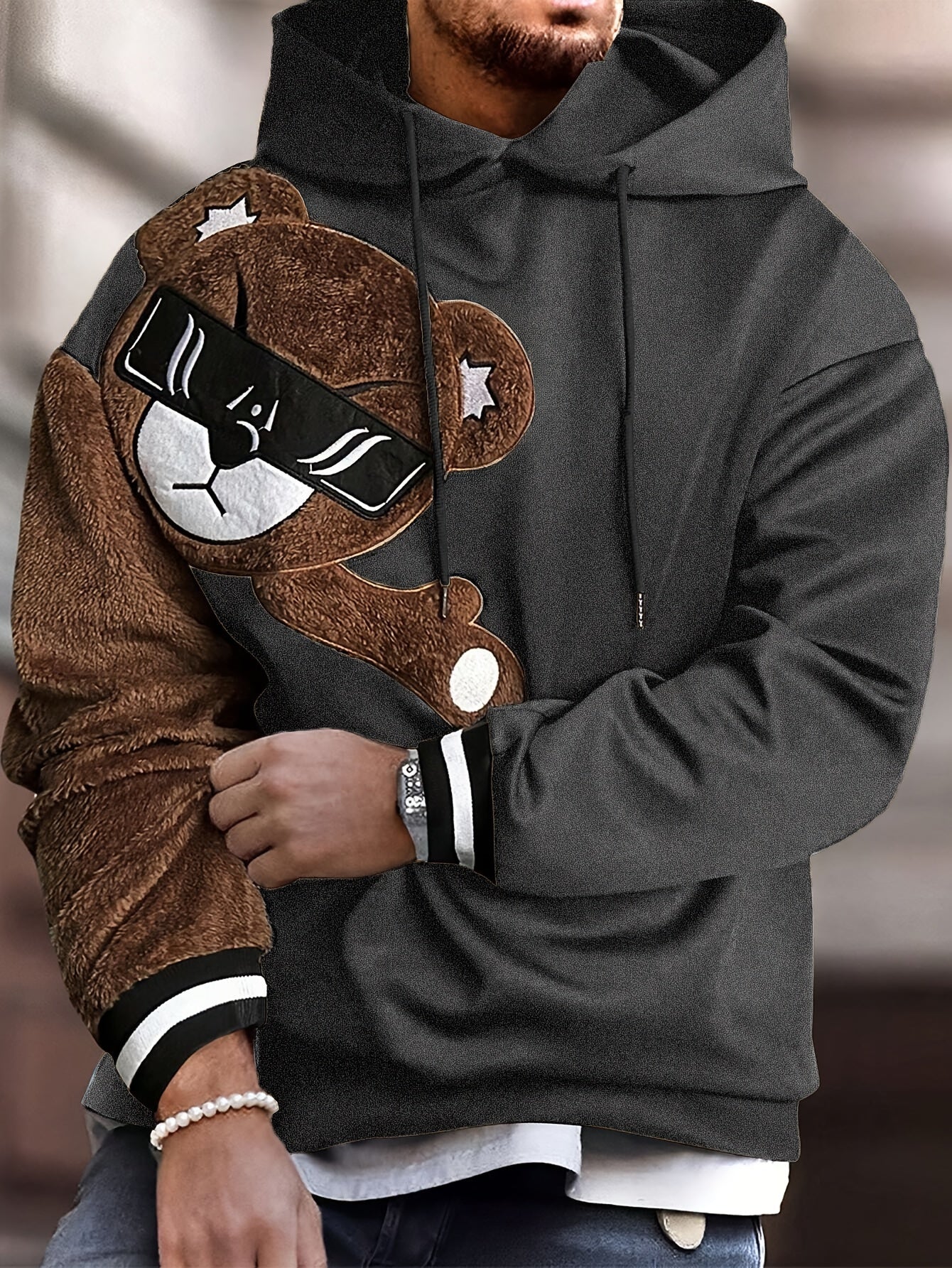 Men's Color Block Bruin Graphic Print Hoodie, Casual Long Sleeve Hooded Sweatshirt For Fall Winter Outdoor