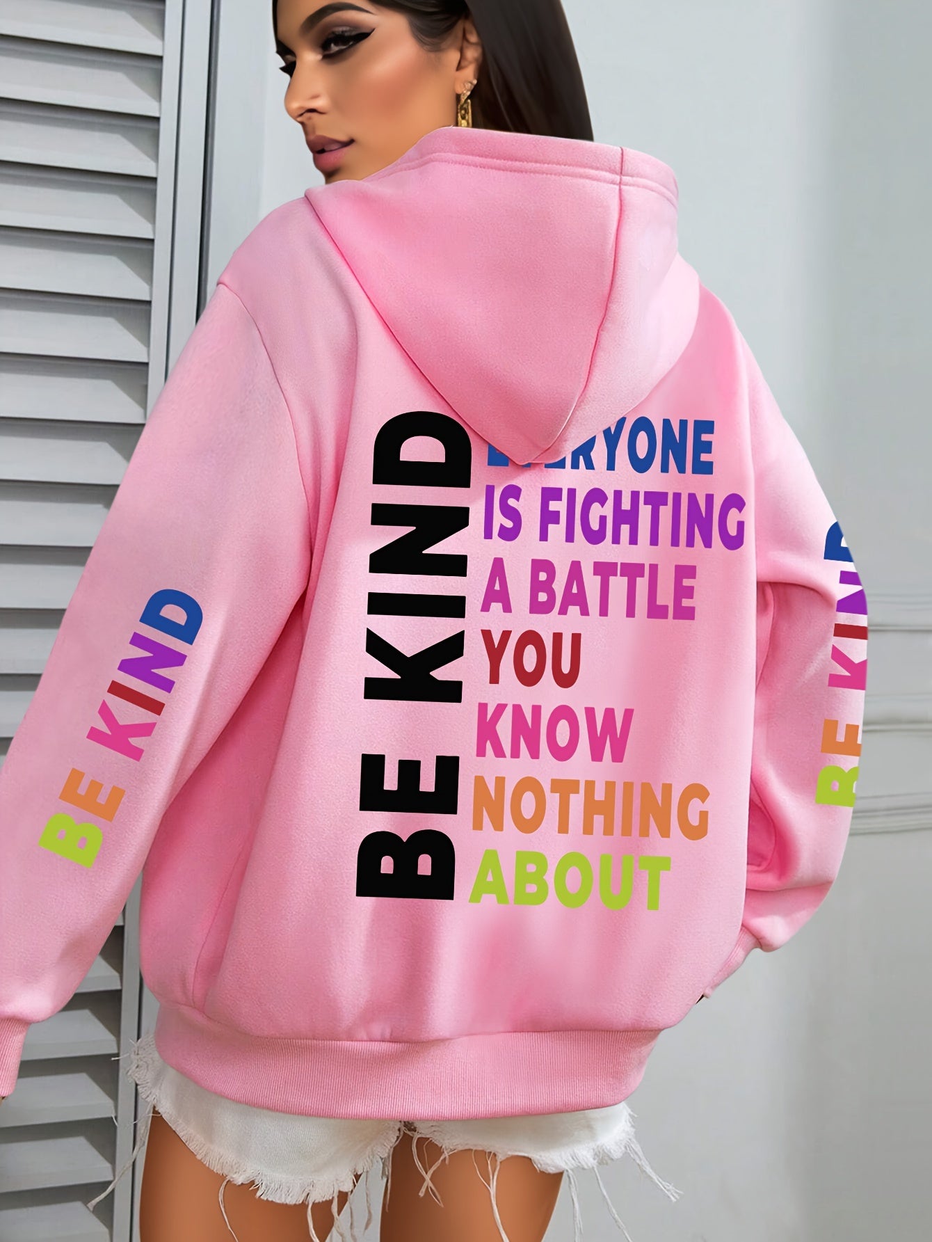 1pc Women'S Plus Size Casual Hoodie with "Be Kind" Print, Long Sleeve Pullover Sweatshirt with Pocket, Knit Polyester Fabric, Slight Stretch, Alphabet Pattern, Hooded Collar - Fall/Winter Clothing