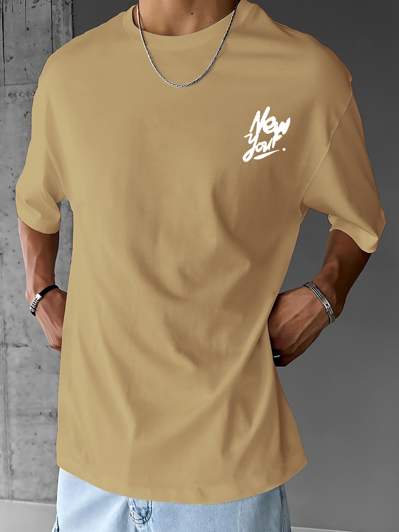 Men's Casual Statue of Liberty & Letter Print T-Shirt - Loose Fit, Breathable Polyester, Round Neck - Perfect for Summer