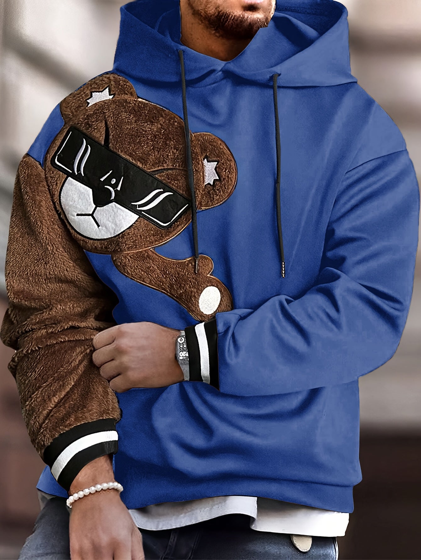 Men's Color Block Bruin Graphic Print Hoodie, Casual Long Sleeve Hooded Sweatshirt For Fall Winter Outdoor