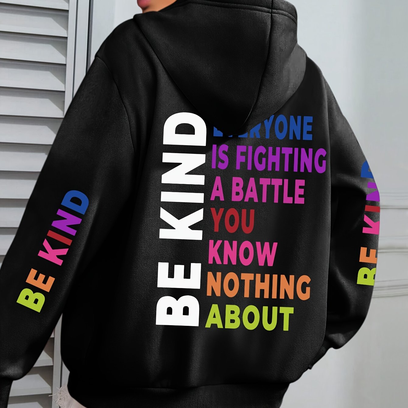 1pc Women'S Plus Size Casual Hoodie with "Be Kind" Print, Long Sleeve Pullover Sweatshirt with Pocket, Knit Polyester Fabric, Slight Stretch, Alphabet Pattern, Hooded Collar - Fall/Winter Clothing