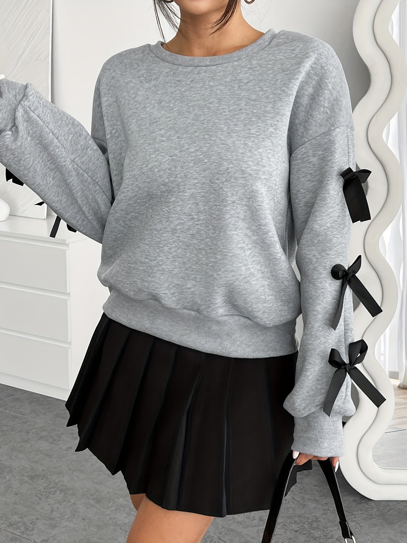 Women'S Elegant Solid Color Crew Neck Sweatshirt with Bow Detail, 100% Polyester Knit Fabric, Long Sleeve, Regular Length, Fall Fashion Top - 240gsm