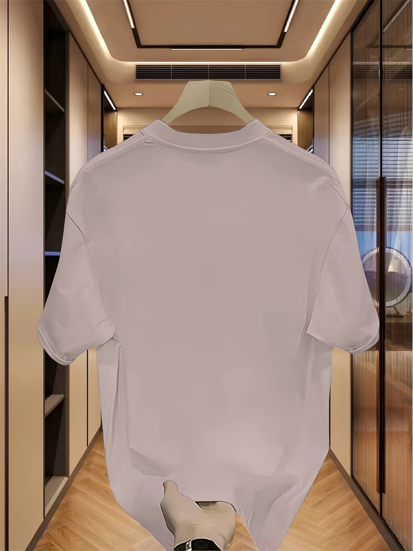 Men's Trendy Bear Print Short Sleeve T-Shirt - Comfortable Polyester Blend, Round Neck, Machine Washable for Summer, Leisure Style, Conventional Version, Summer