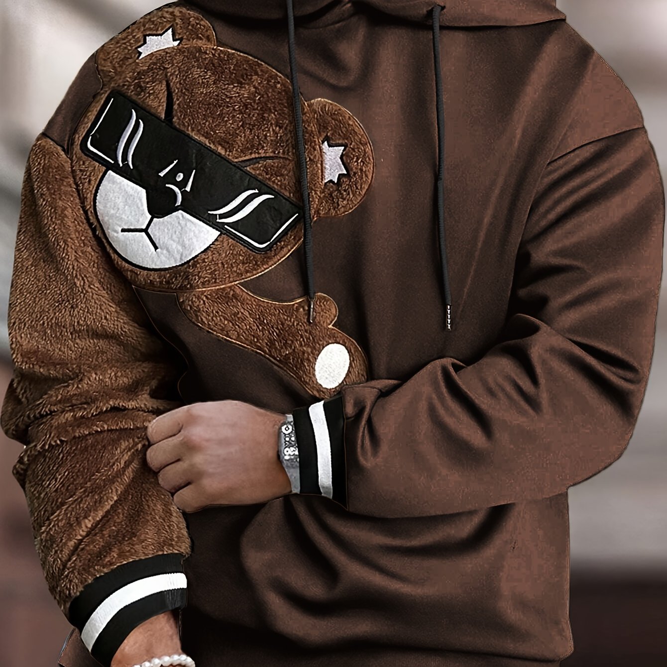 Men's Color Block Bruin Graphic Print Hoodie, Casual Long Sleeve Hooded Sweatshirt For Fall Winter Outdoor