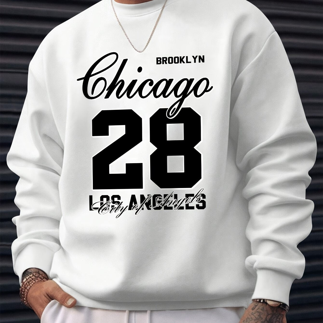Chicago 28 Print Men's Crew Neck Long Sleeve Sweatshirt, Stylish Pullover Sweatshirt, Casual Comfortable Versatile Top For Outdoor Sports