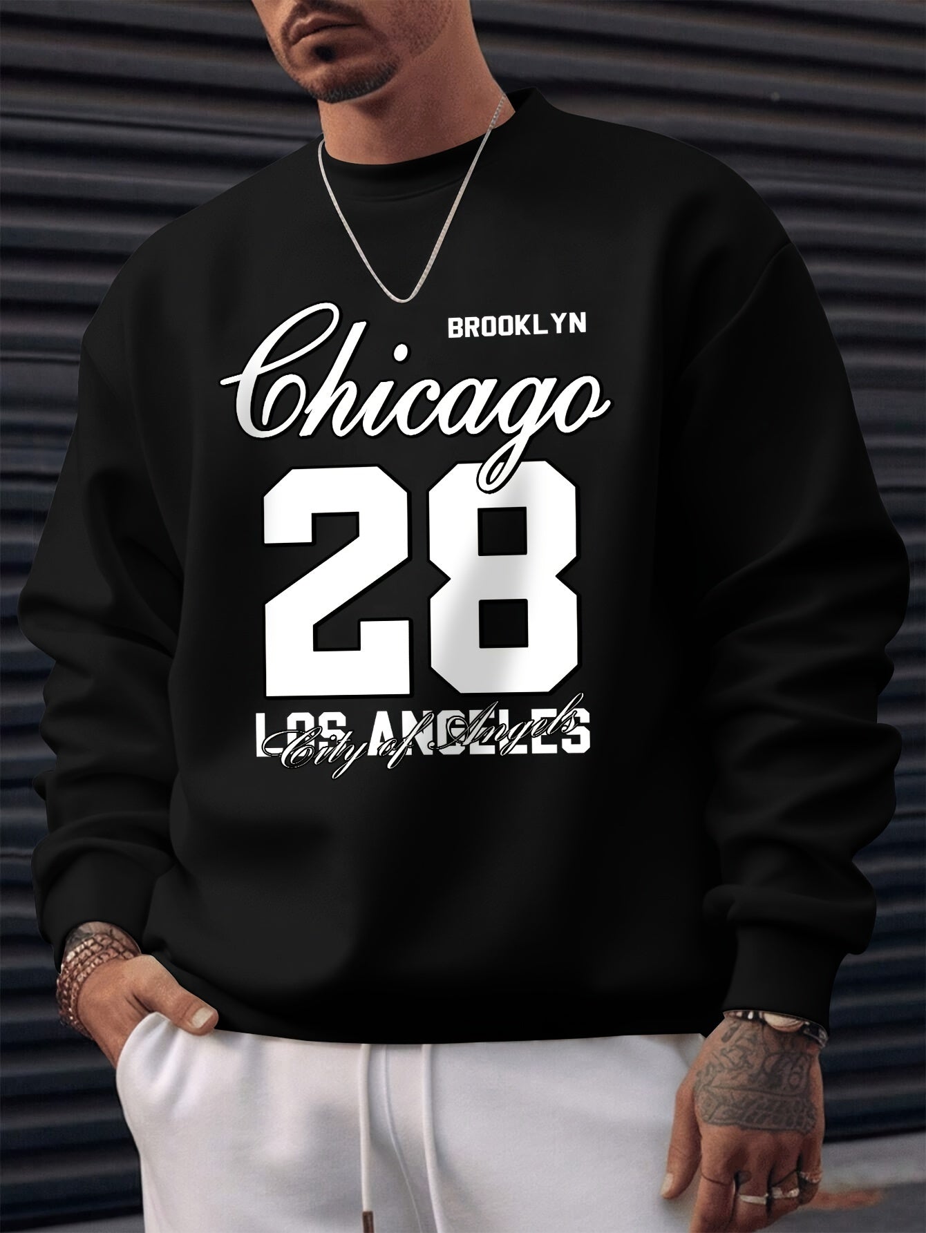 Chicago 28 Print Men's Crew Neck Long Sleeve Sweatshirt, Stylish Pullover Sweatshirt, Casual Comfortable Versatile Top For Outdoor Sports