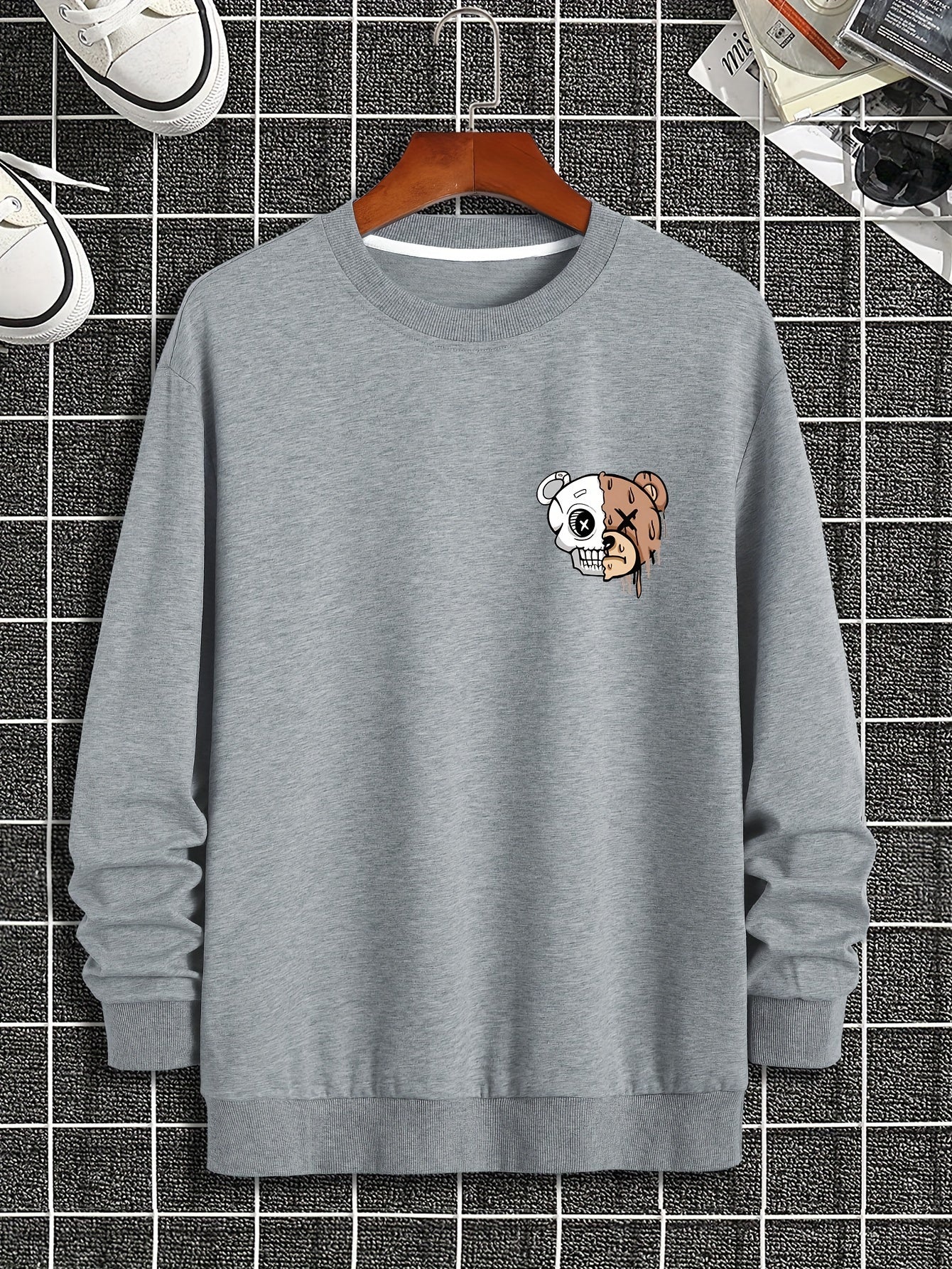 Melted Skull Bear Printed Men's Crew Neck And Long Sleeve Sweatshirt, Casual Style, Breathable, Comfortable, Stylish Street Fashion Pullover Sweatshirt