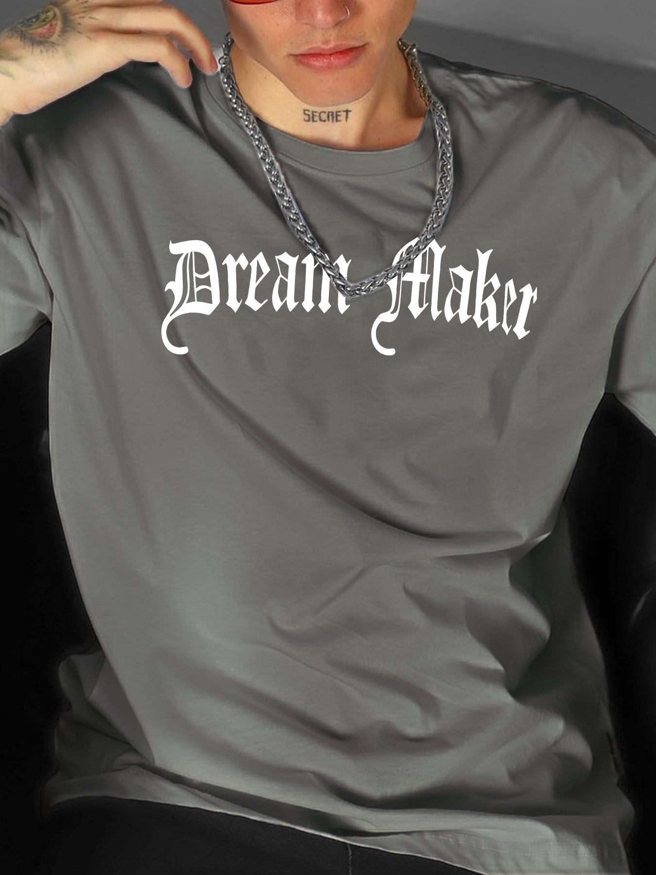 " Dream Maker "Creative Print Casual Novelty T-Shirt For Men, Short Sleeve Summer& Spring Top, Comfort Fit, Stylish Streetwear Crew Neck Tee For Daily Wear