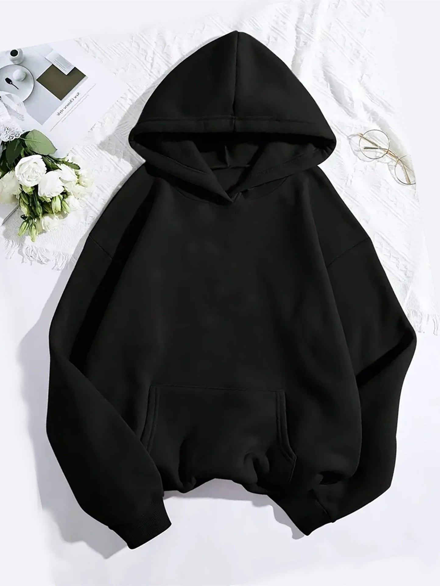 Red Lip Print Long Sleeve Hooded Pullover Sweatshirt With Kangaroo Pockets, Women's Sportswear For Fall & Winter, Outdoor Wear