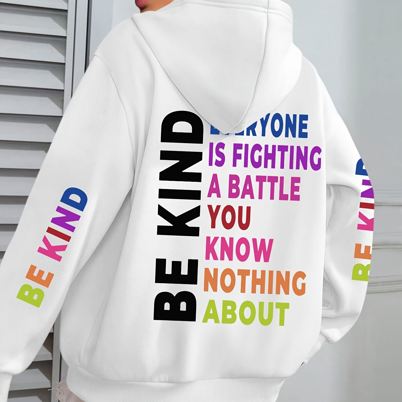 1pc Women'S Plus Size Casual Hoodie with "Be Kind" Print, Long Sleeve Pullover Sweatshirt with Pocket, Knit Polyester Fabric, Slight Stretch, Alphabet Pattern, Hooded Collar - Fall/Winter Clothing
