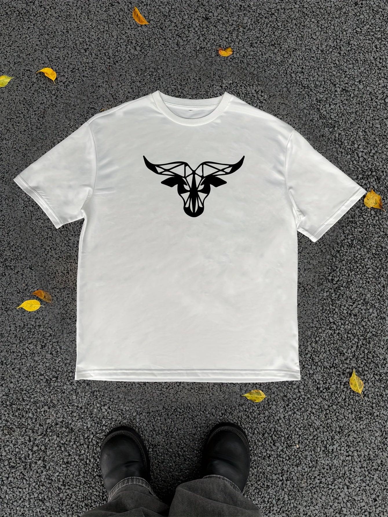 Men's T-shirt with Geometric Muscle Cow Print, Loose Fit Short Sleeve T-shirt, Dropped Shoulder