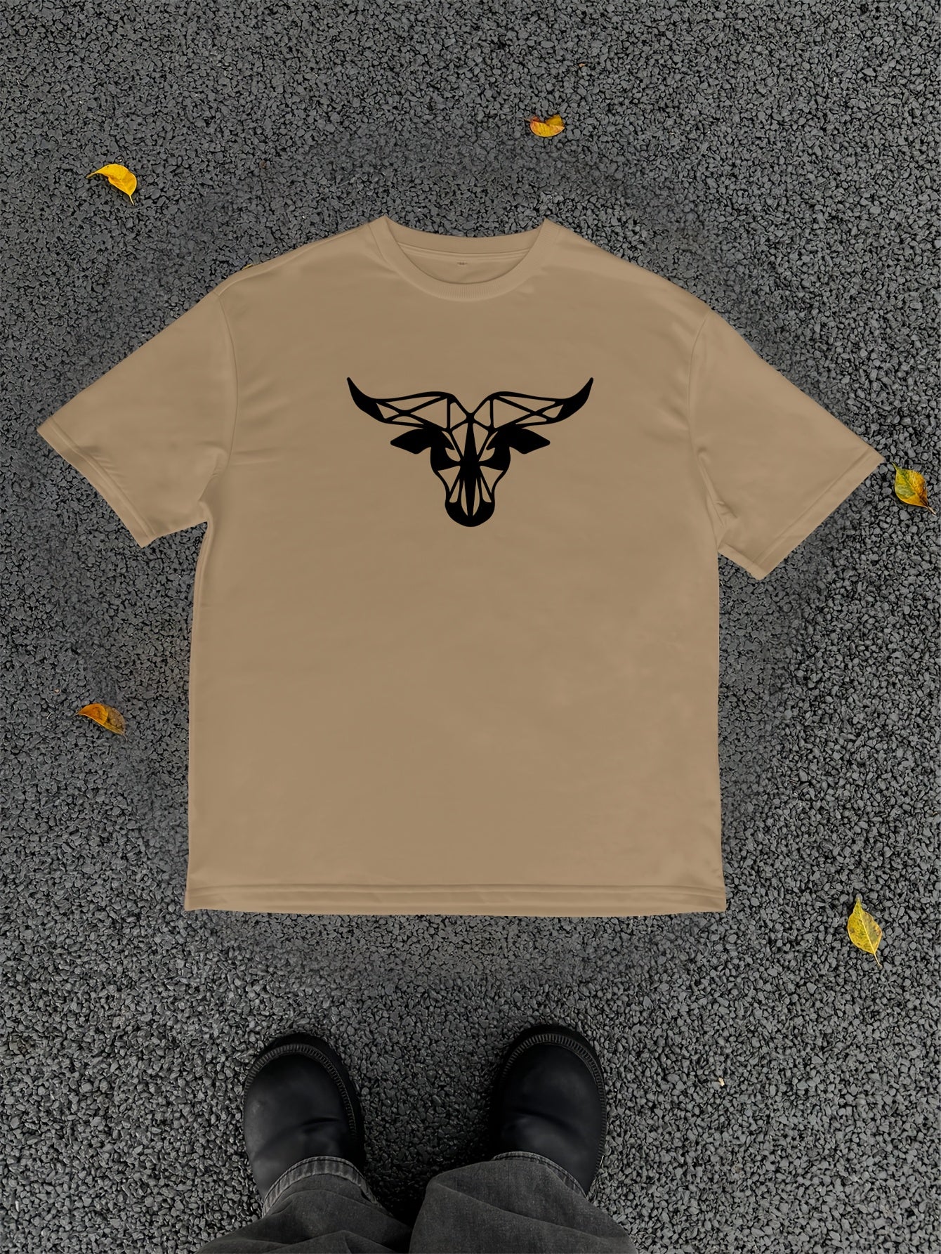 Men's T-shirt with Geometric Muscle Cow Print, Loose Fit Short Sleeve T-shirt, Dropped Shoulder